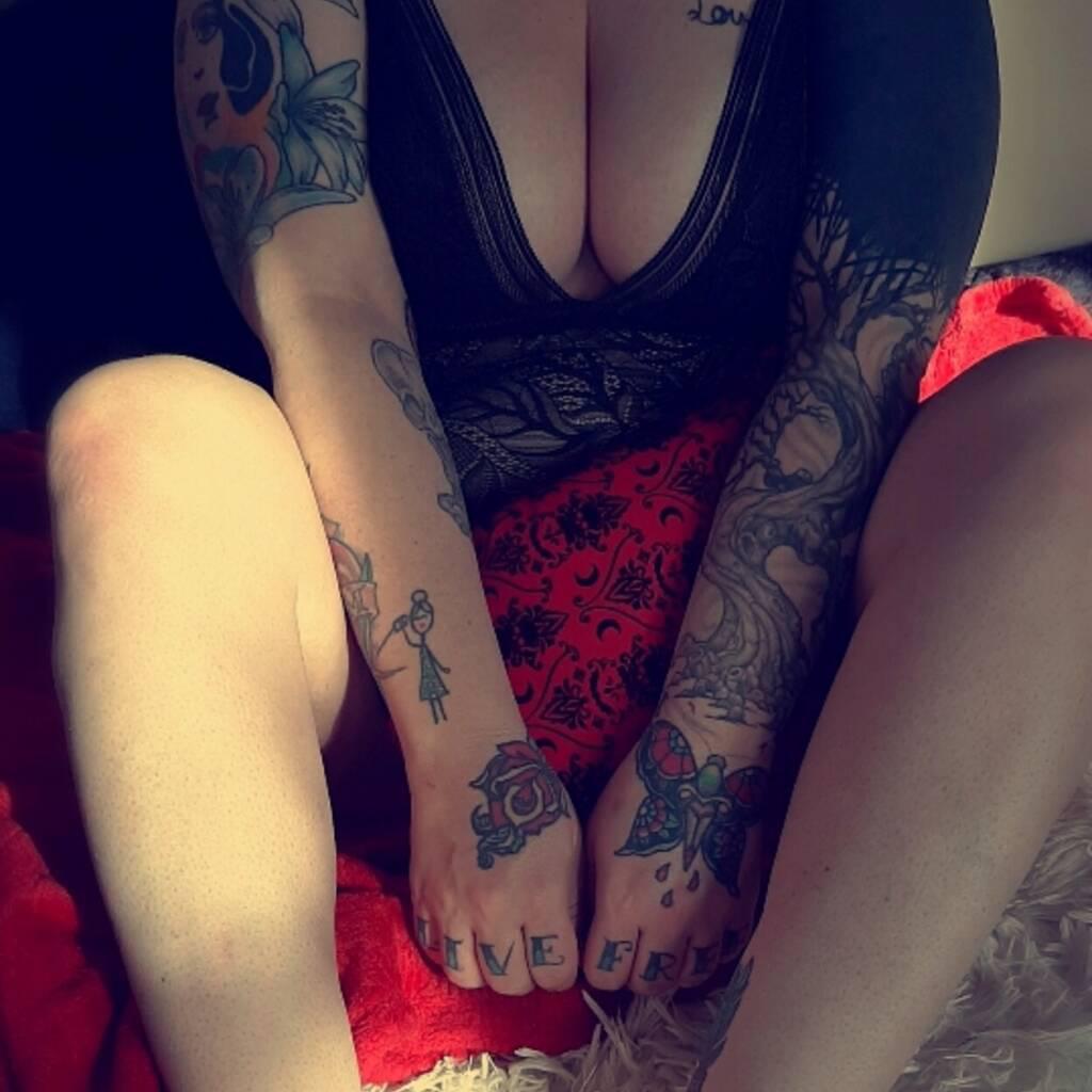 JJ~Curvy Tatted Tight is Female Escorts. | Lethbridge | Alberta | Canada | canadapleasure.com 