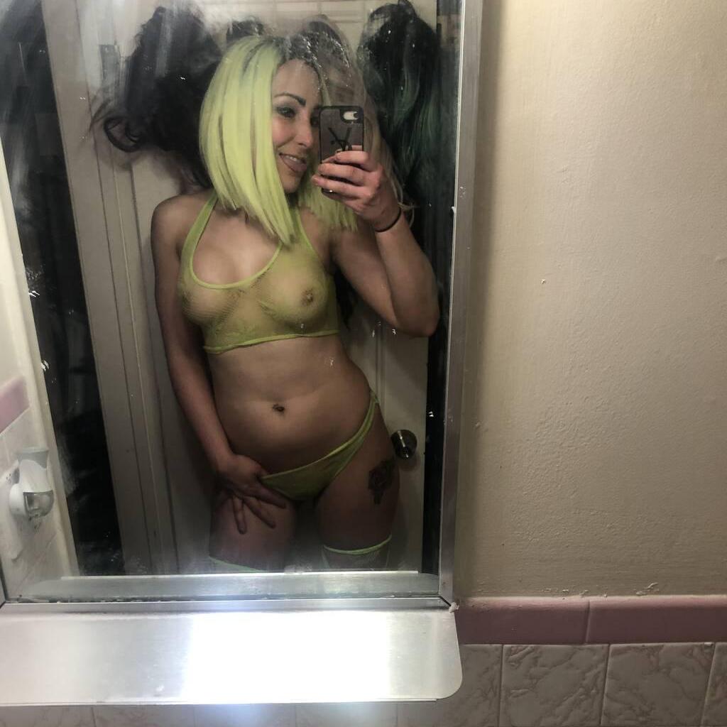 Allison Dior is Female Escorts. | Sarnia | Ontario | Canada | canadapleasure.com 