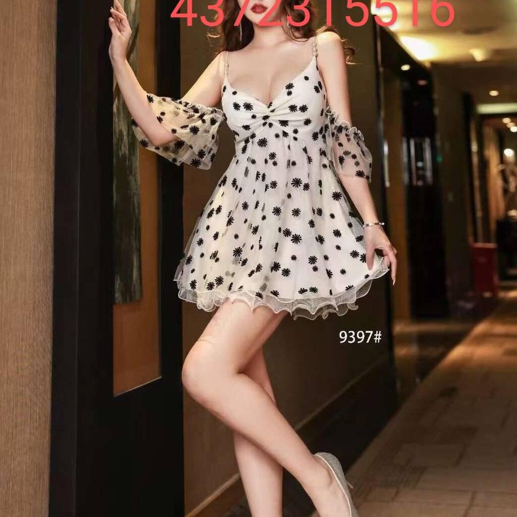 Jennifer and linda is Female Escorts. | Sherbrooke | Quebec | Canada | canadapleasure.com 