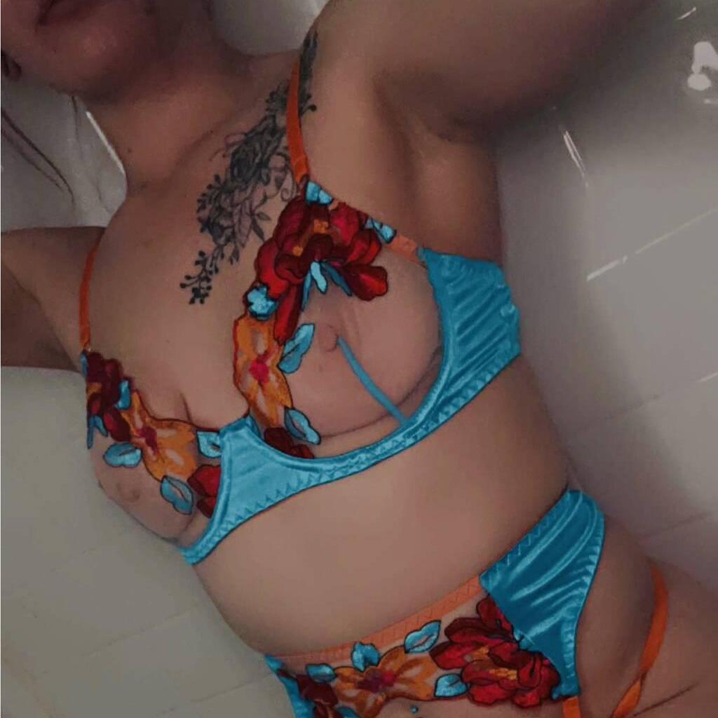 Chanel is Female Escorts. | Fredericton | New Brunswick | Canada | canadapleasure.com 