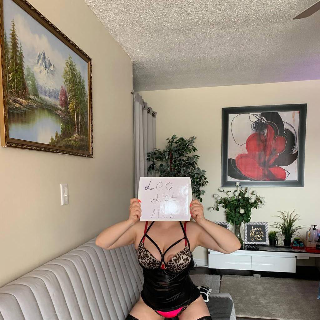 Alex is Female Escorts. | Medicine Hat | Alberta | Canada | canadapleasure.com 