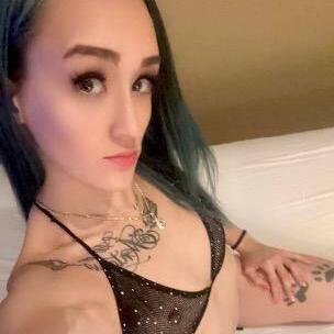 Emily is Female Escorts. | Medicine Hat | Alberta | Canada | canadapleasure.com 