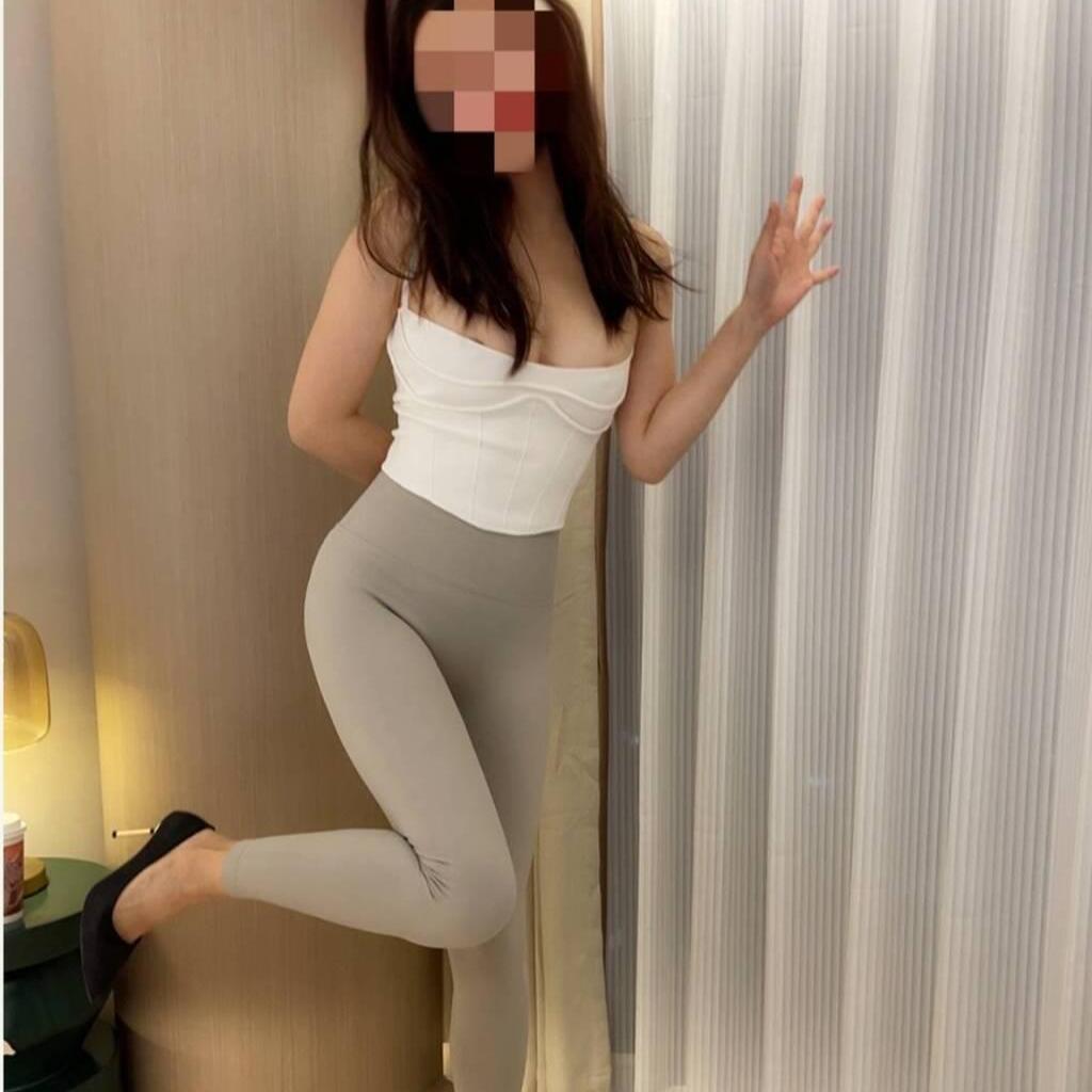 Celine is Female Escorts. | Edmonton | Alberta | Canada | canadapleasure.com 