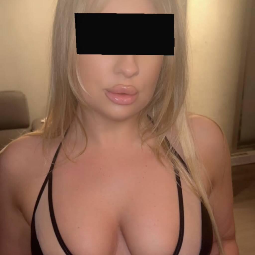 Alanna is Female Escorts. | Thunder Bay | Ontario | Canada | canadapleasure.com 