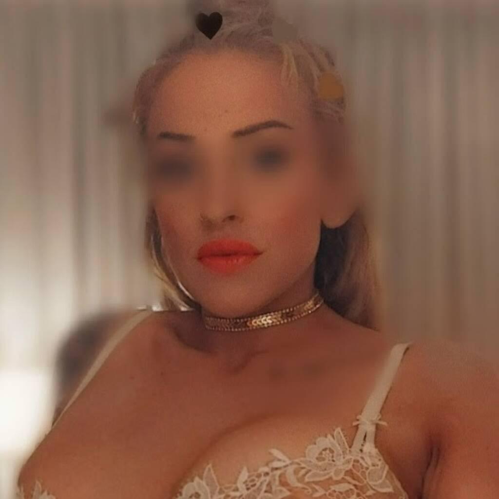 Kasia Kay is Female Escorts. | Vancouver | British Columbia | Canada | canadapleasure.com 