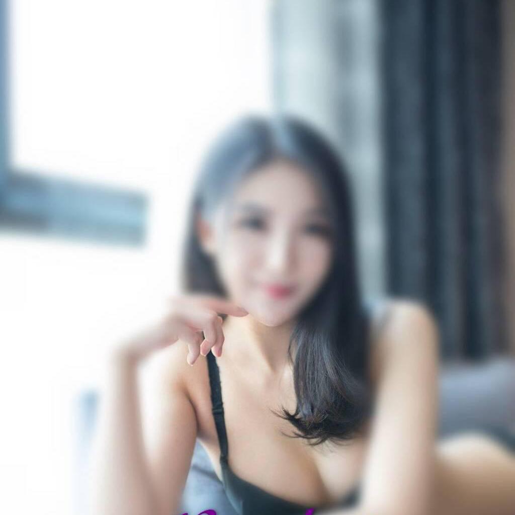 Oriental Foot Massage is Female Escorts. | Medicine Hat | Alberta | Canada | canadapleasure.com 