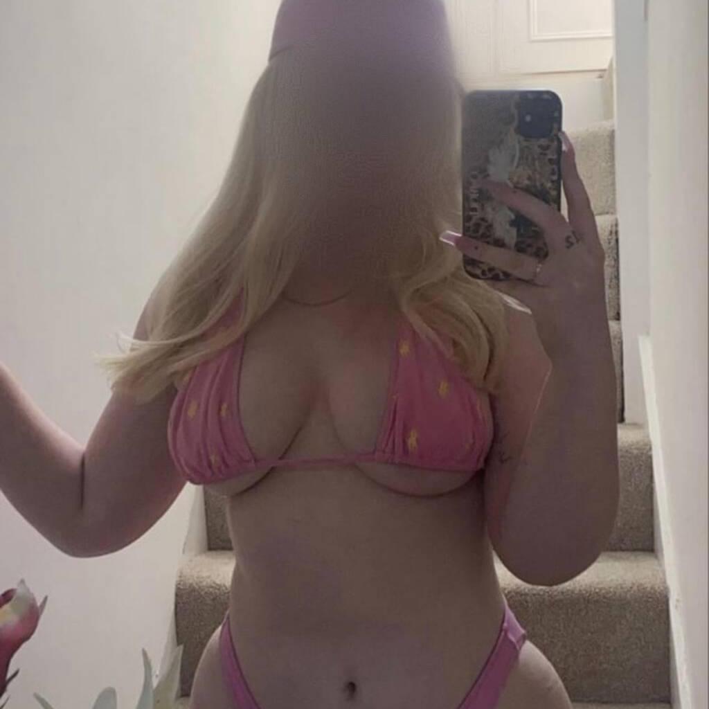 MADISON / DIVISION is Female Escorts. | Kingston | Ontario | Canada | canadapleasure.com 