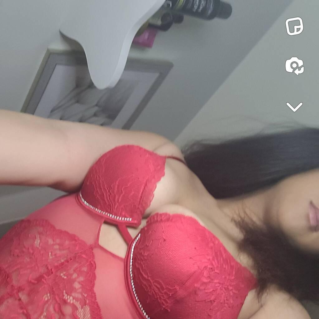 Sarra is Female Escorts. | Kitchener | Ontario | Canada | canadapleasure.com 