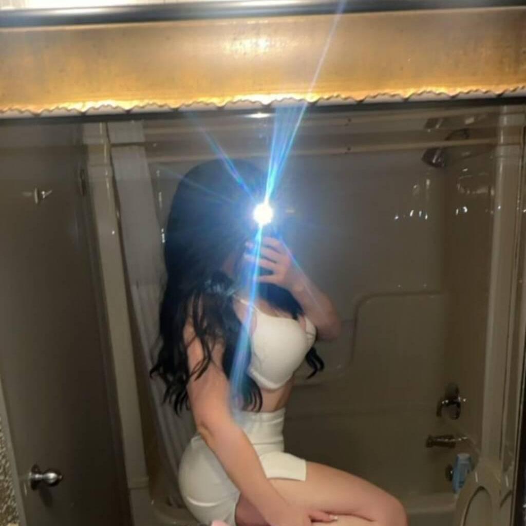 Sabrina foxx is Female Escorts. | Kitchener | Ontario | Canada | canadapleasure.com 