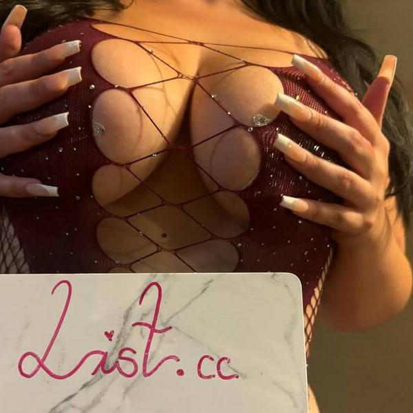 BELLA is Female Escorts. | Hamilton | Ontario | Canada | canadapleasure.com 