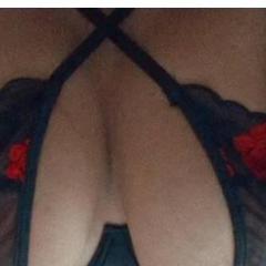 Hailey&Kelly is Female Escorts. | Barrie | Ontario | Canada | canadapleasure.com 