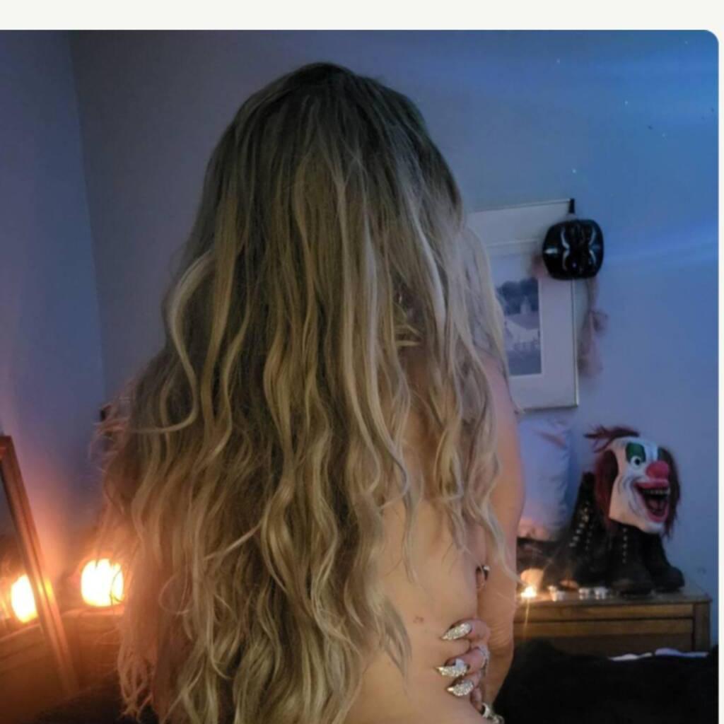 VIOLET is Female Escorts. | Hamilton | Ontario | Canada | canadapleasure.com 