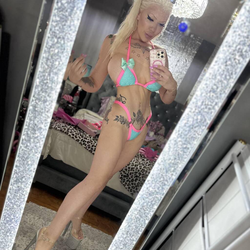 Barbie Divine is Female Escorts. | Sudbury | Ontario | Canada | canadapleasure.com 