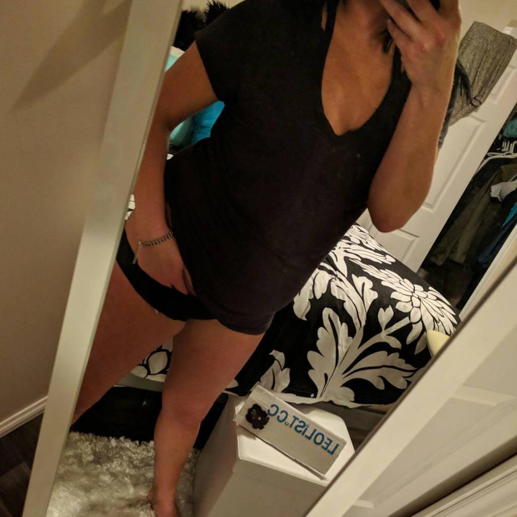 Gia is Female Escorts. | Calgary | Alberta | Canada | canadapleasure.com 