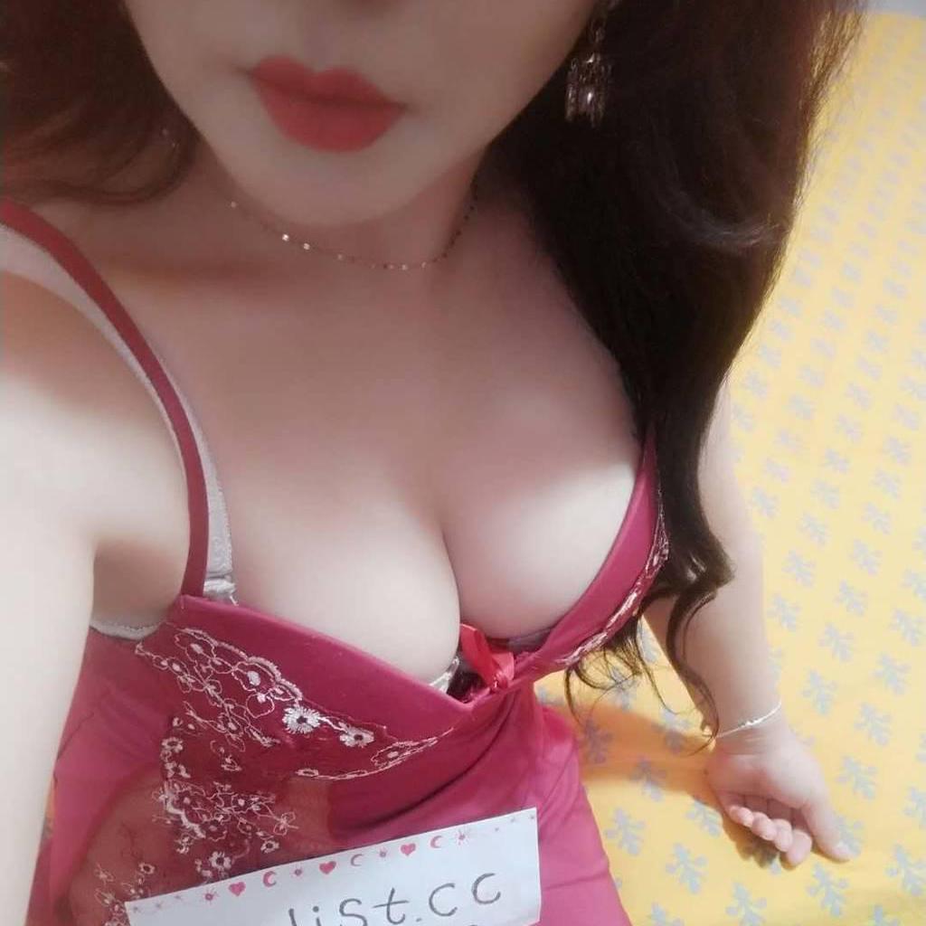 Rose is Female Escorts. | Hamilton | Ontario | Canada | canadapleasure.com 