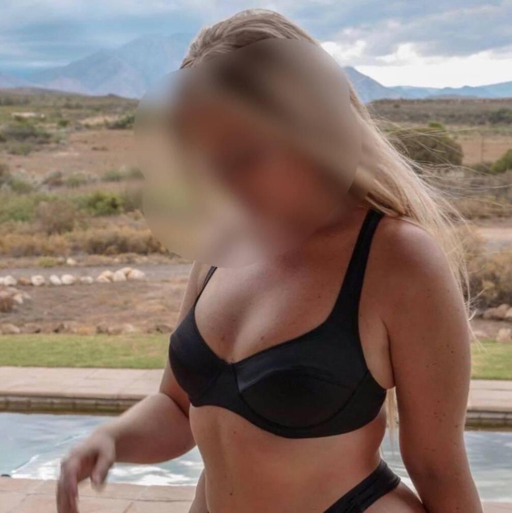 Sara is Female Escorts. | Calgary | Alberta | Canada | canadapleasure.com 