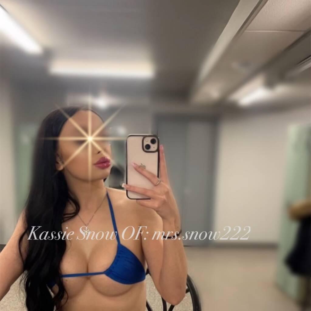 Kassie Snow is Female Escorts. | Abbotsford | British Columbia | Canada | canadapleasure.com 