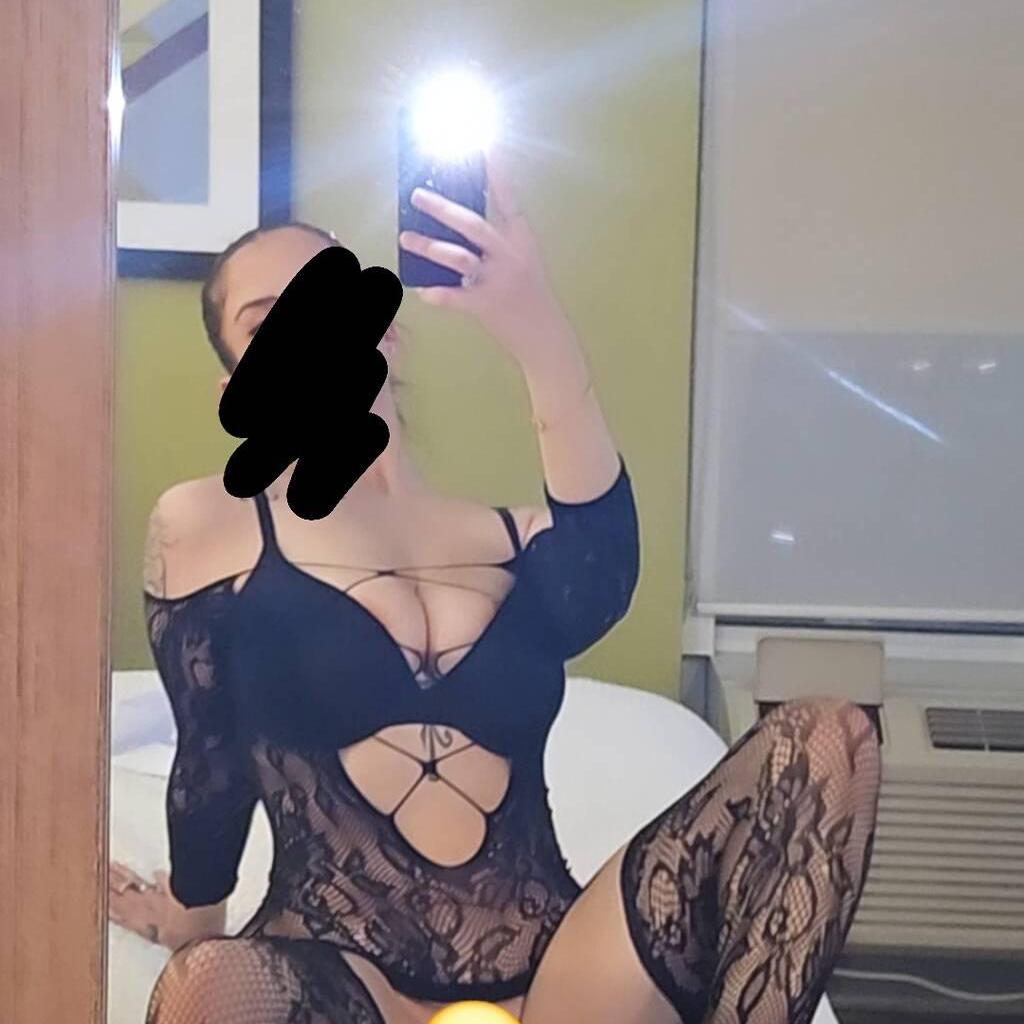 Naveah is Female Escorts. | Chatham | Ontario | Canada | canadapleasure.com 