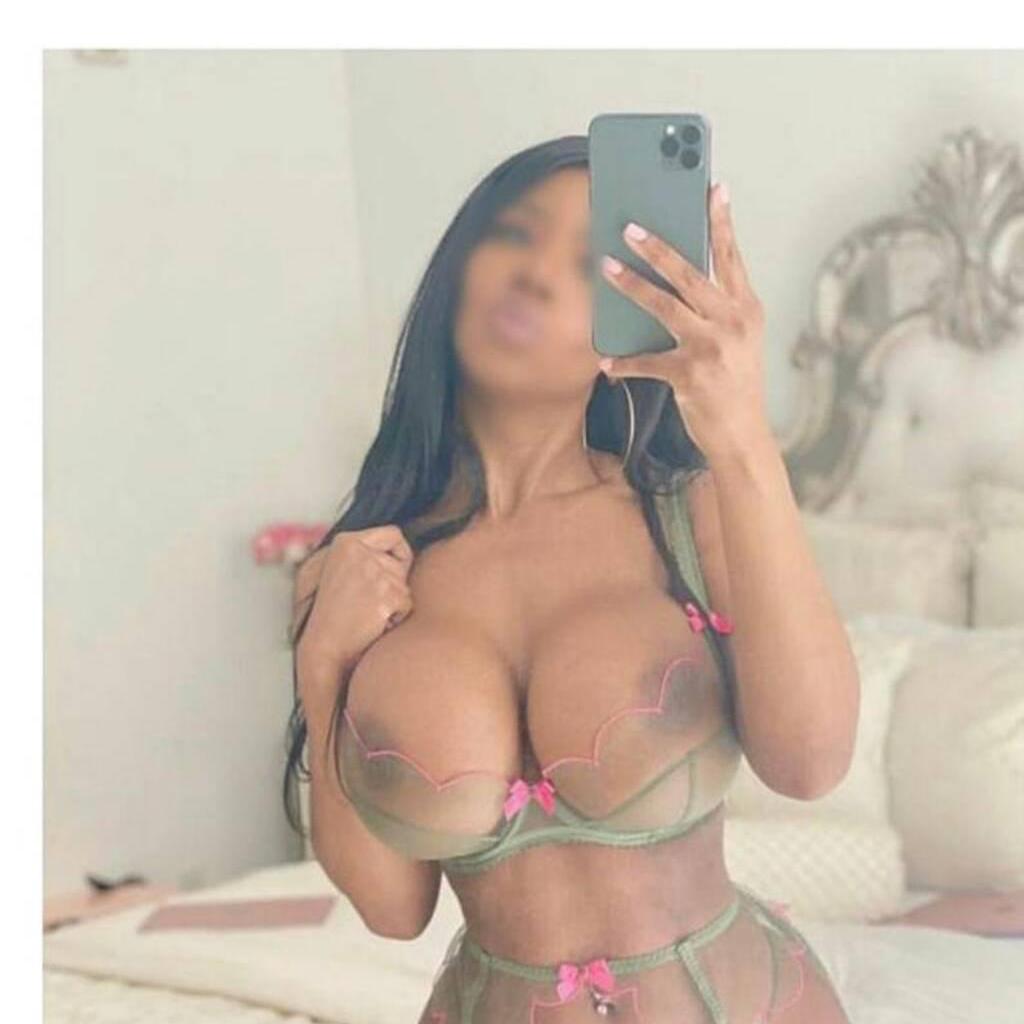 Alina is Female Escorts. | Hamilton | Ontario | Canada | canadapleasure.com 