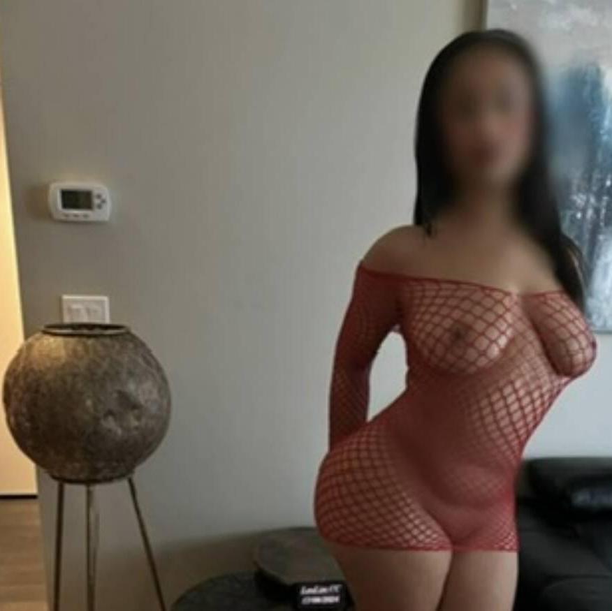 Jasmine is Female Escorts. | Thunder Bay | Ontario | Canada | canadapleasure.com 