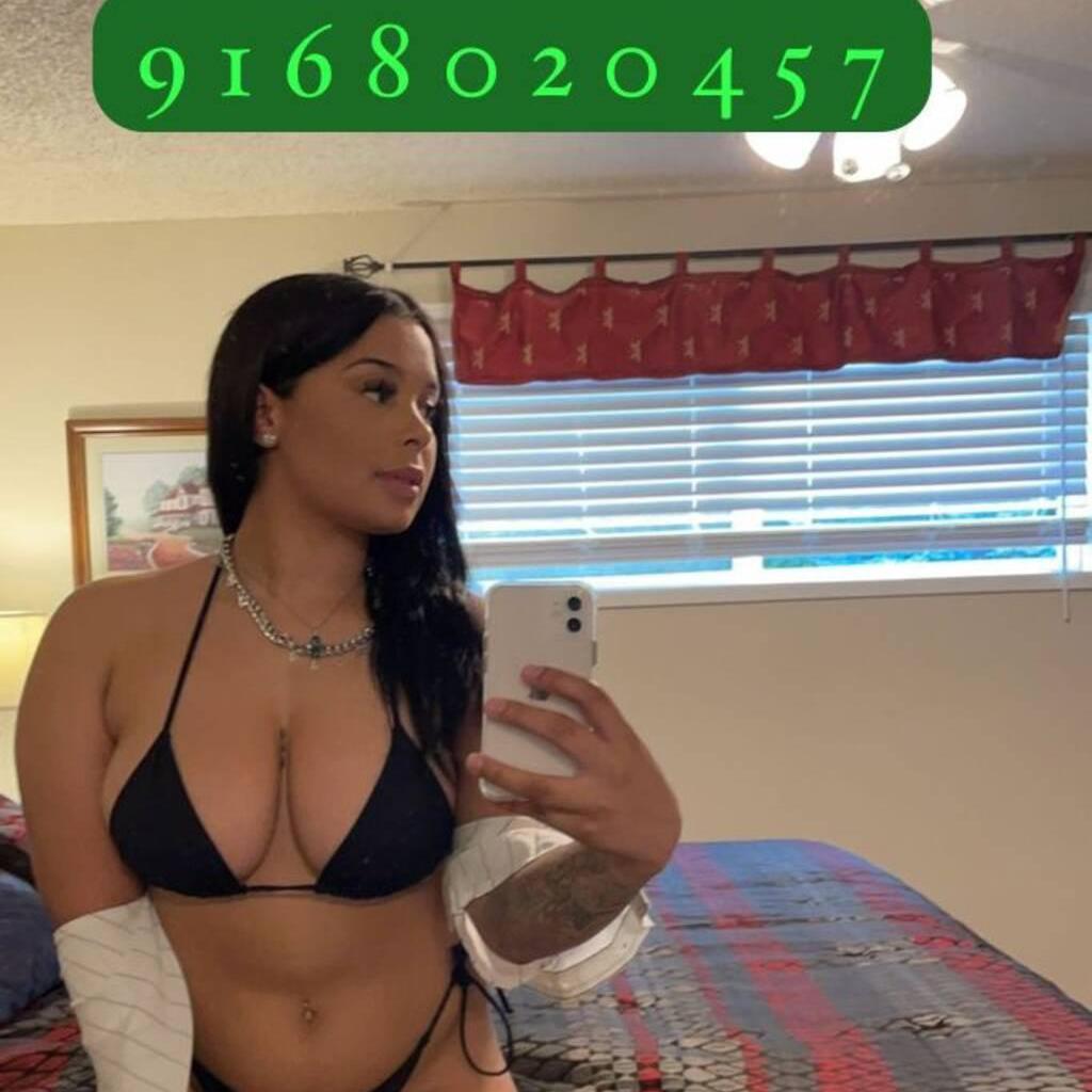 Cupcake is Female Escorts. | Peace River Country | British Columbia | Canada | canadapleasure.com 