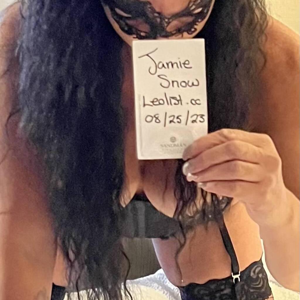 Jamie Snow is Female Escorts. | Toronto | Ontario | Canada | canadapleasure.com 