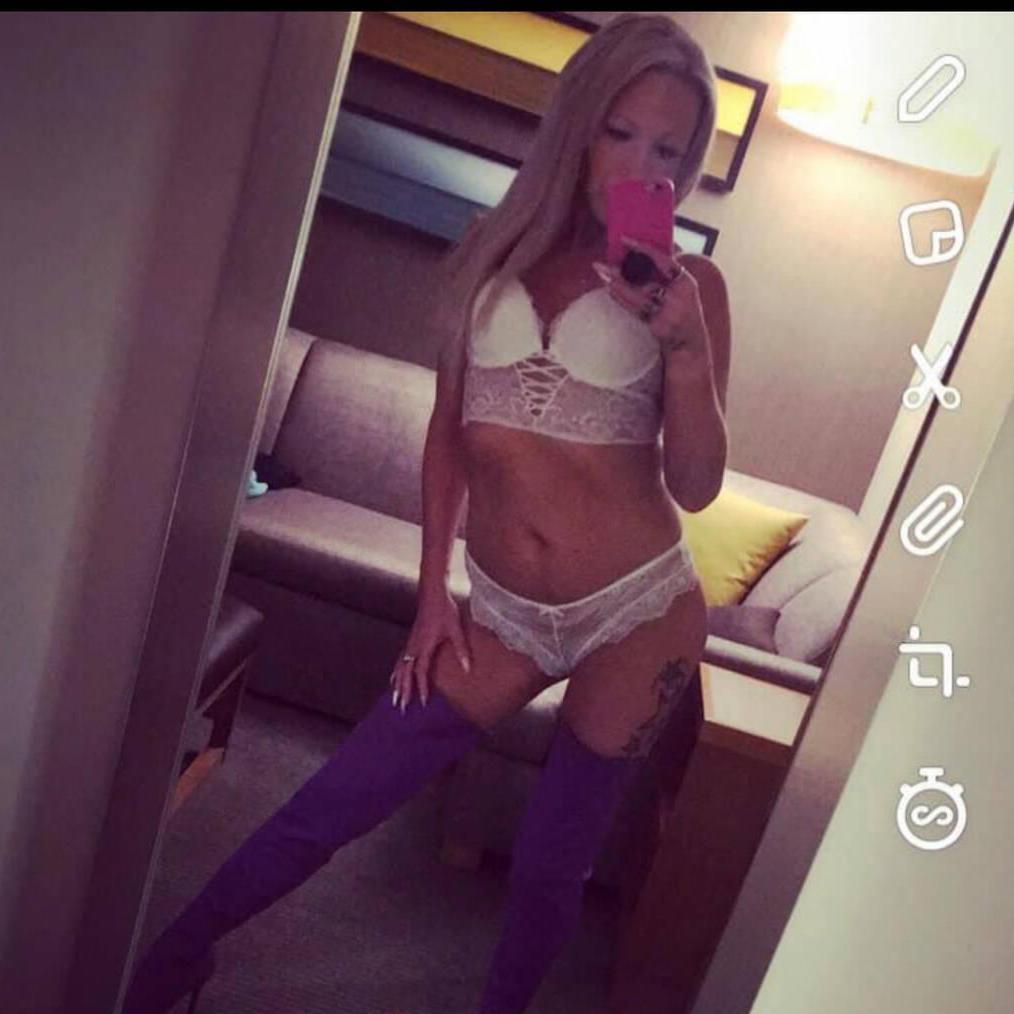 Miss Lexxi is Female Escorts. | Regina | Saskatchewan | Canada | canadapleasure.com 