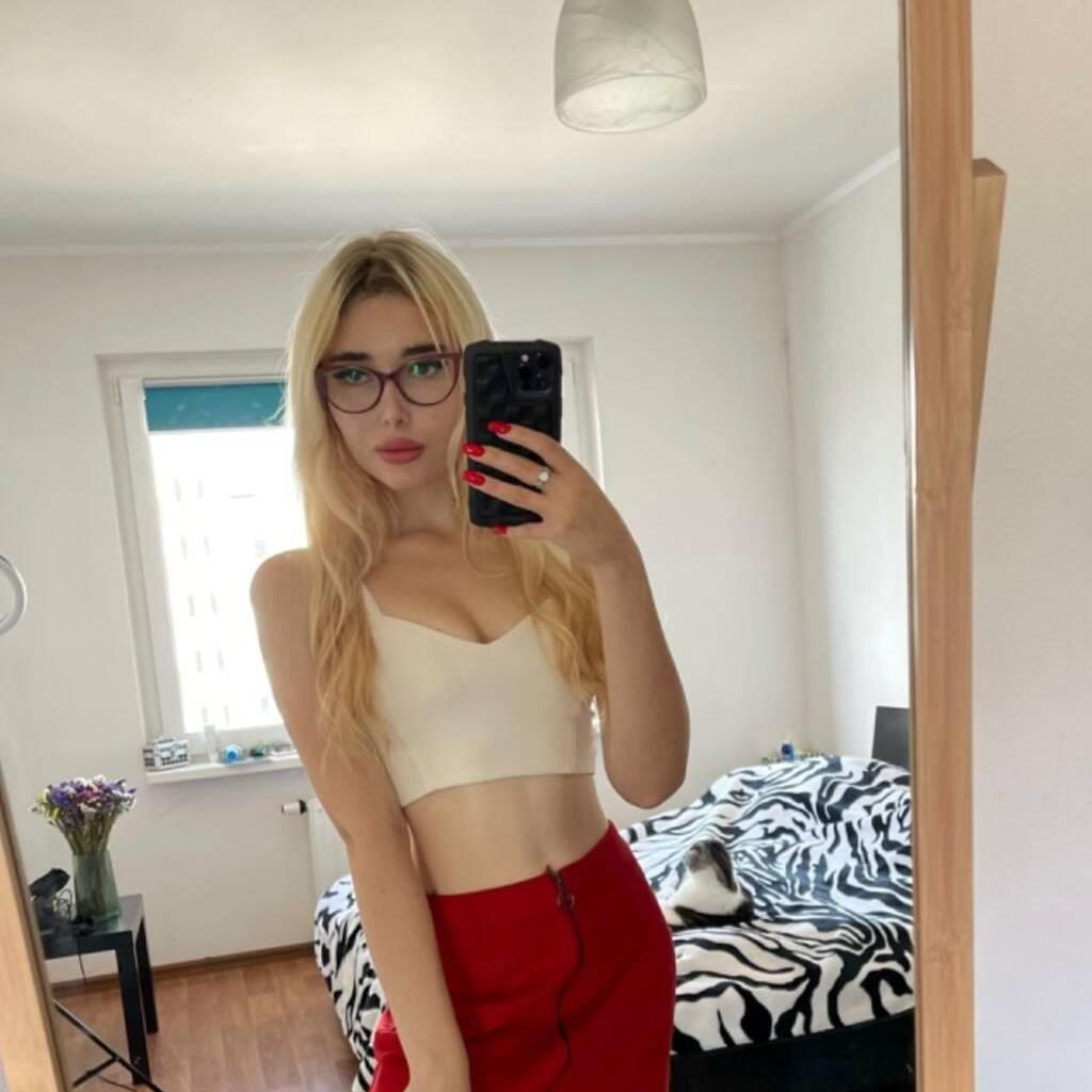 Cindy is Female Escorts. | Vancouver | British Columbia | Canada | canadapleasure.com 