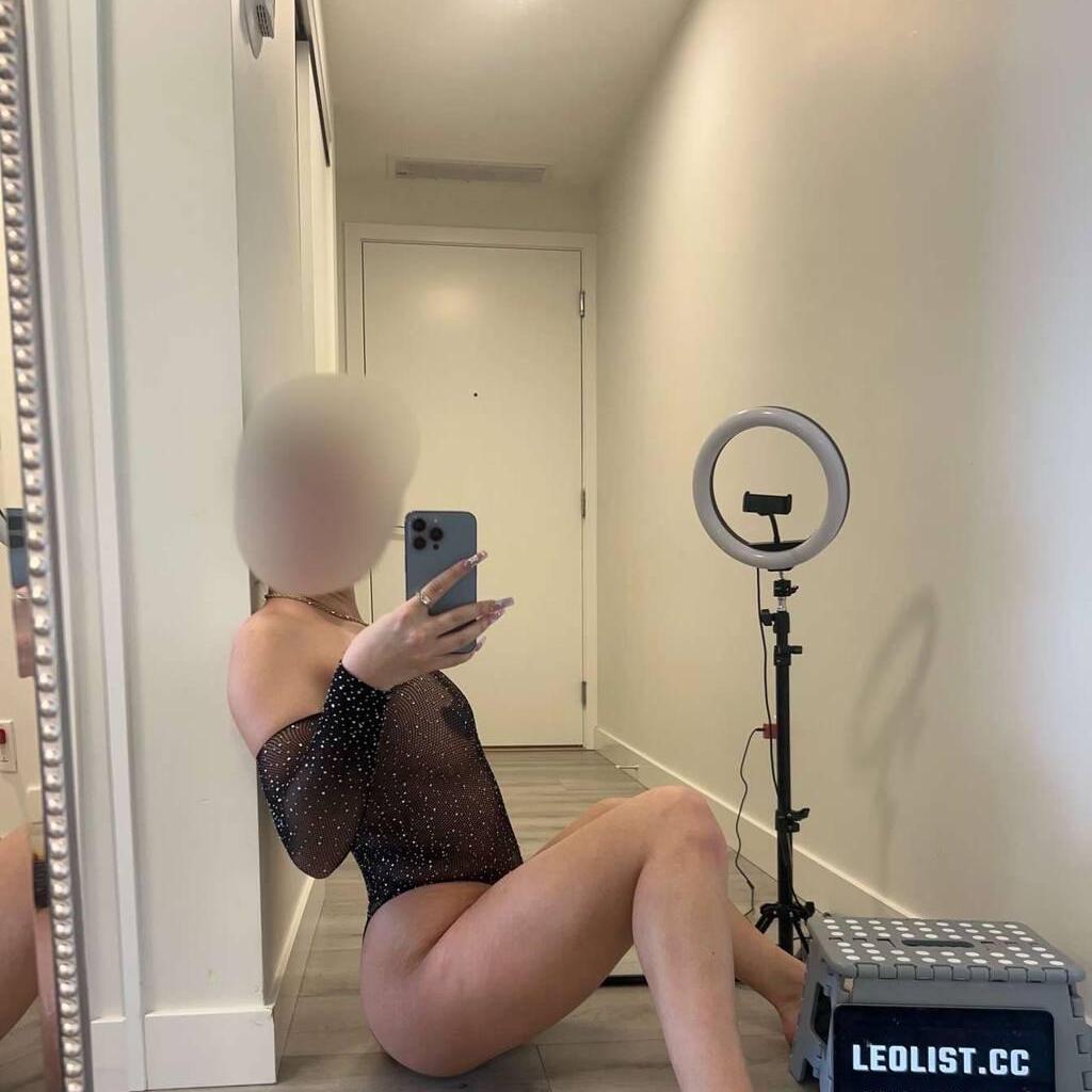 Amy is Female Escorts. | Calgary | Alberta | Canada | canadapleasure.com 