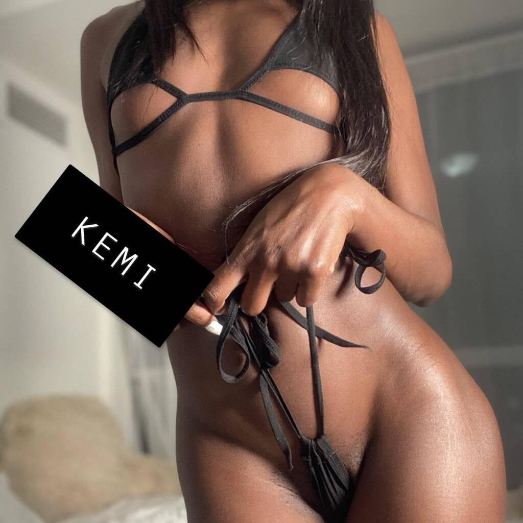 Kemi is Female Escorts. | Sarnia | Ontario | Canada | canadapleasure.com 