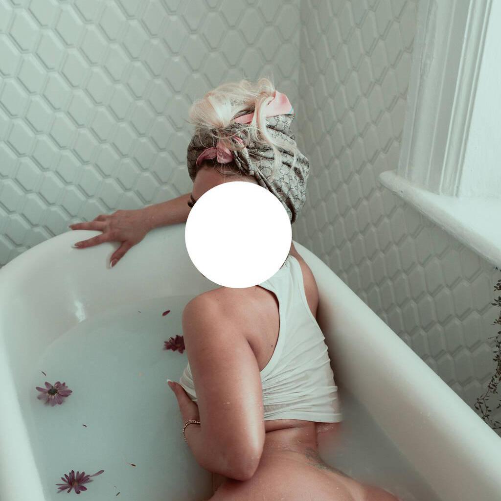 Chanel is Female Escorts. | Hamilton | Ontario | Canada | canadapleasure.com 