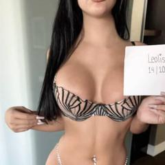 Emma is Female Escorts. | Toronto | Ontario | Canada | canadapleasure.com 