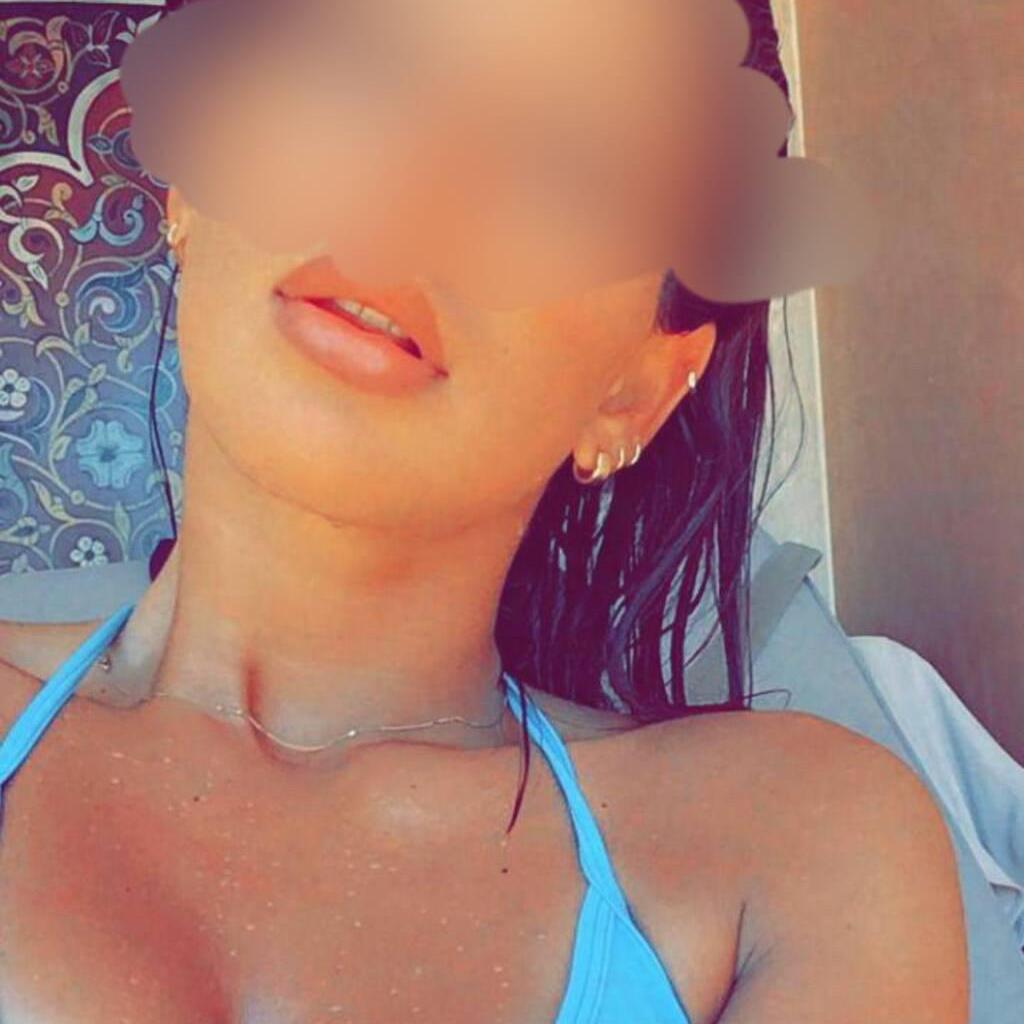 Sarah is Female Escorts. | Montreal | Quebec | Canada | canadapleasure.com 