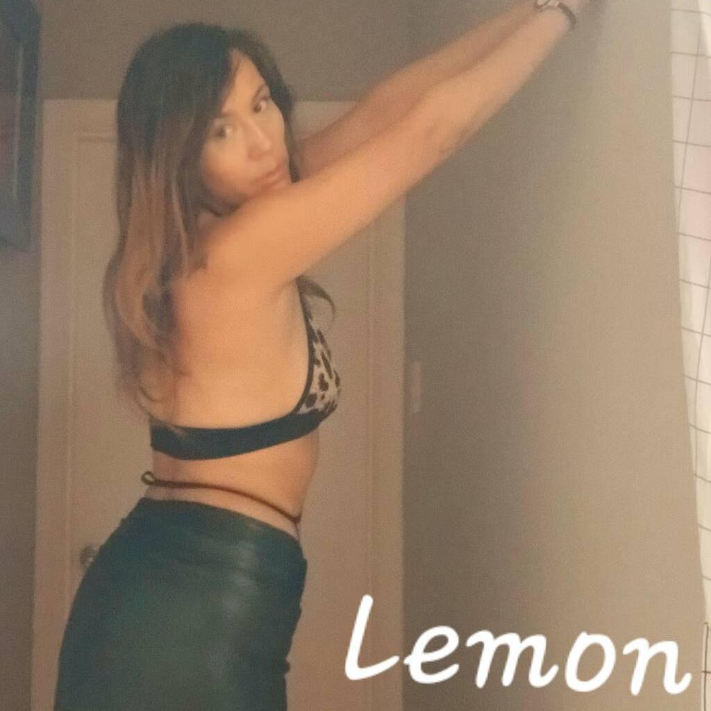 Lemon, unlimited shots! is Female Escorts. | Regina | Saskatchewan | Canada | canadapleasure.com 