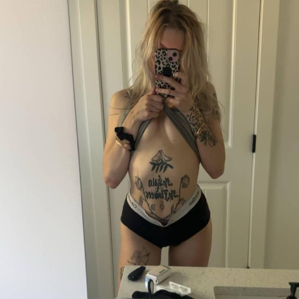 Sadie is Female Escorts. | Yellowknife | Northwest Territories | Canada | canadapleasure.com 