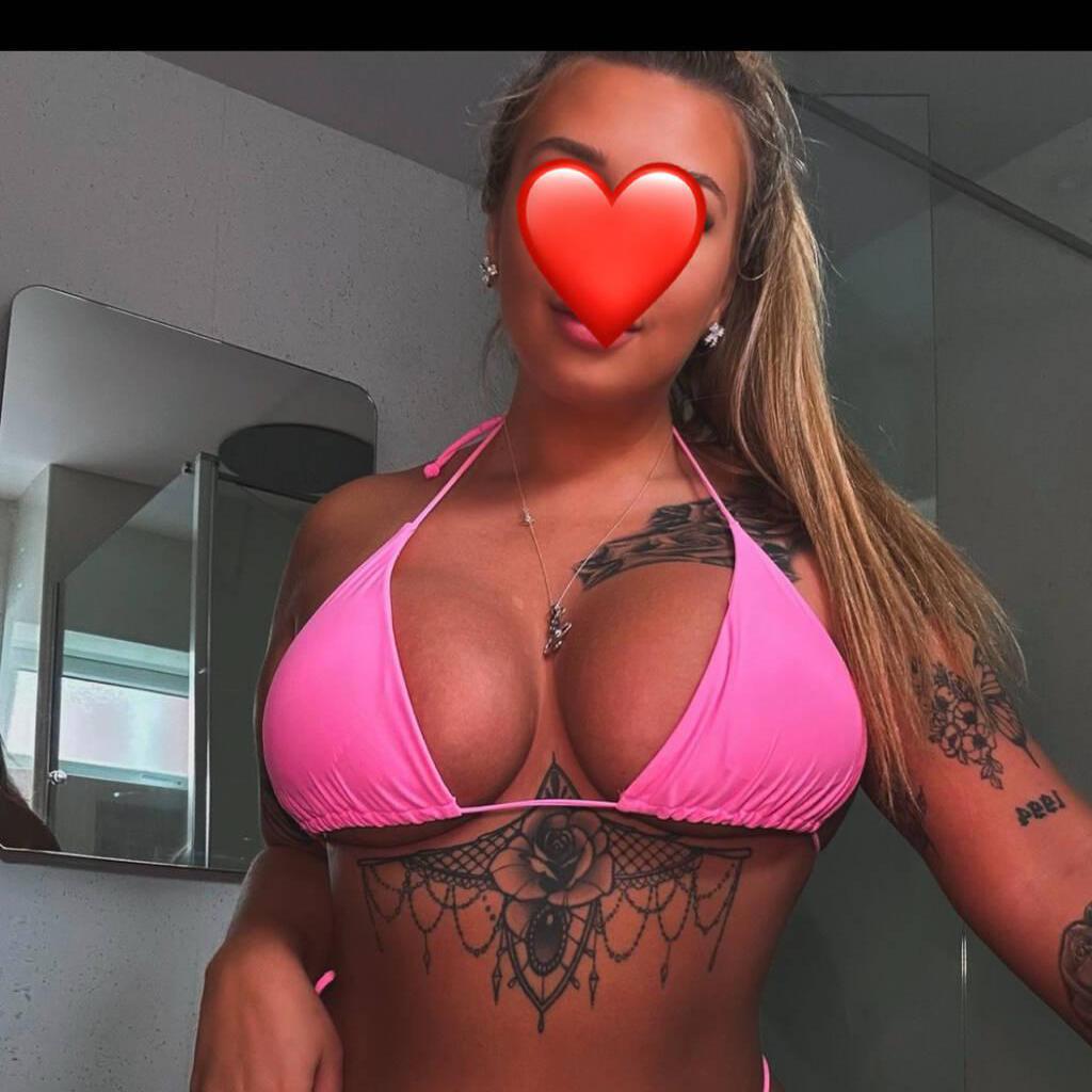 Cara is Female Escorts. | Edmonton | Alberta | Canada | canadapleasure.com 