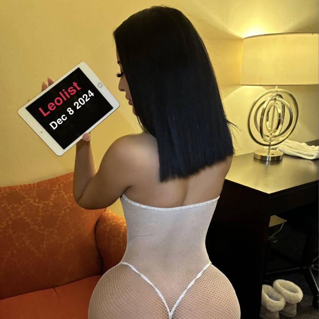 Yasmine is Female Escorts. | Kamloops | British Columbia | Canada | canadapleasure.com 