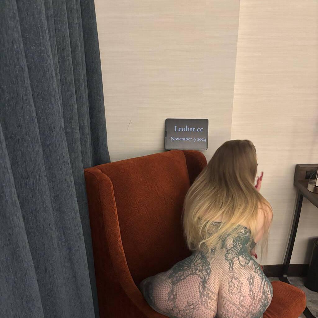 Bella is Female Escorts. | Calgary | Alberta | Canada | canadapleasure.com 