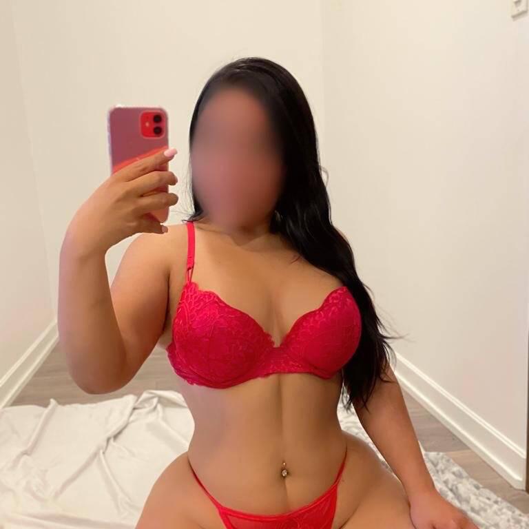 Natalie is Female Escorts. | Toronto | Ontario | Canada | canadapleasure.com 