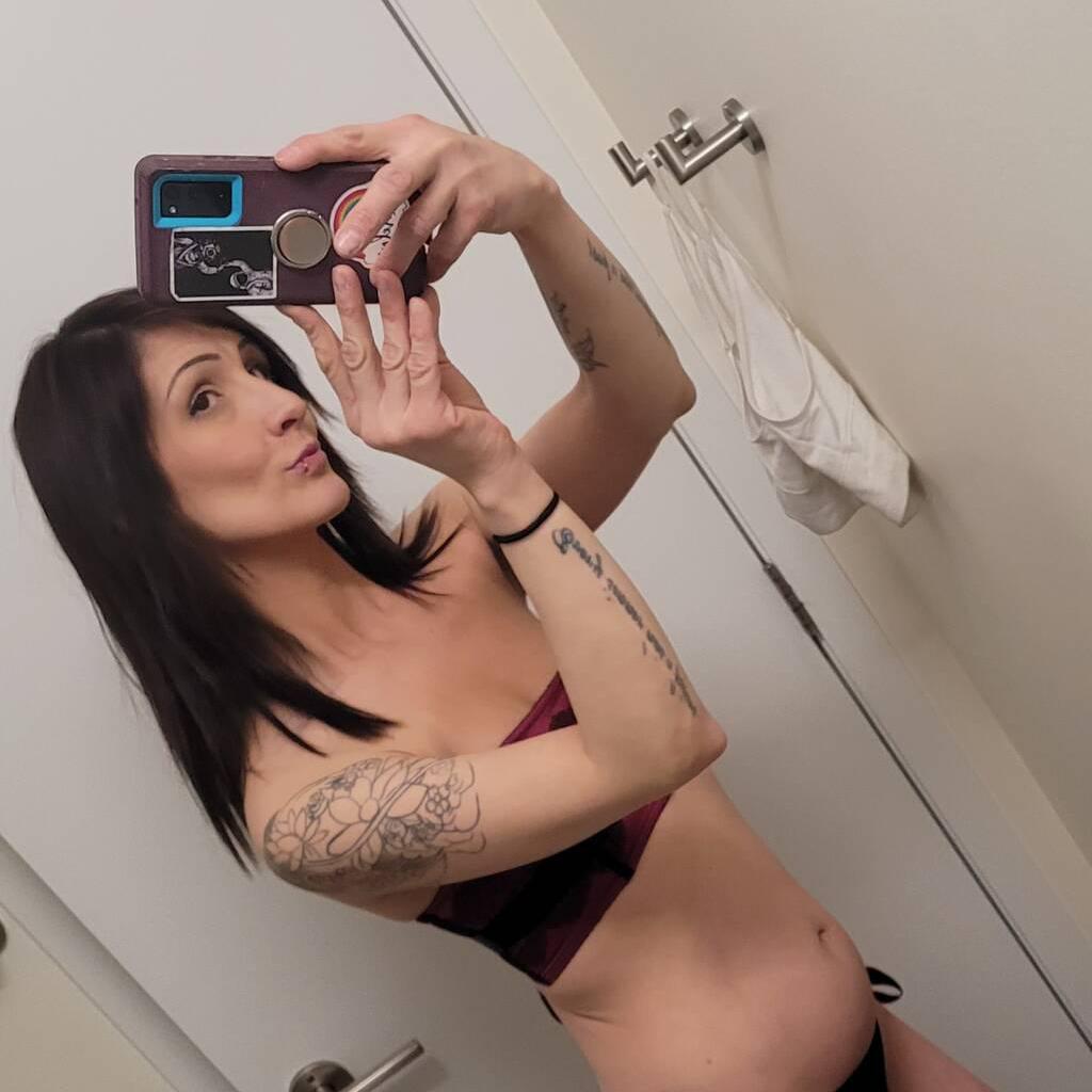 Kasey belle is Female Escorts. | Calgary | Alberta | Canada | canadapleasure.com 