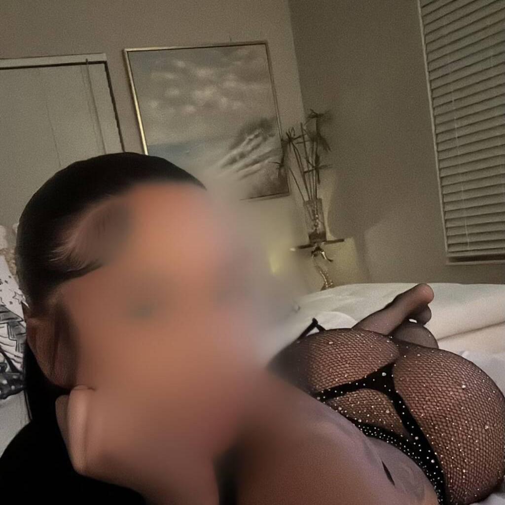 Aria Fox is Female Escorts. | Calgary | Alberta | Canada | canadapleasure.com 