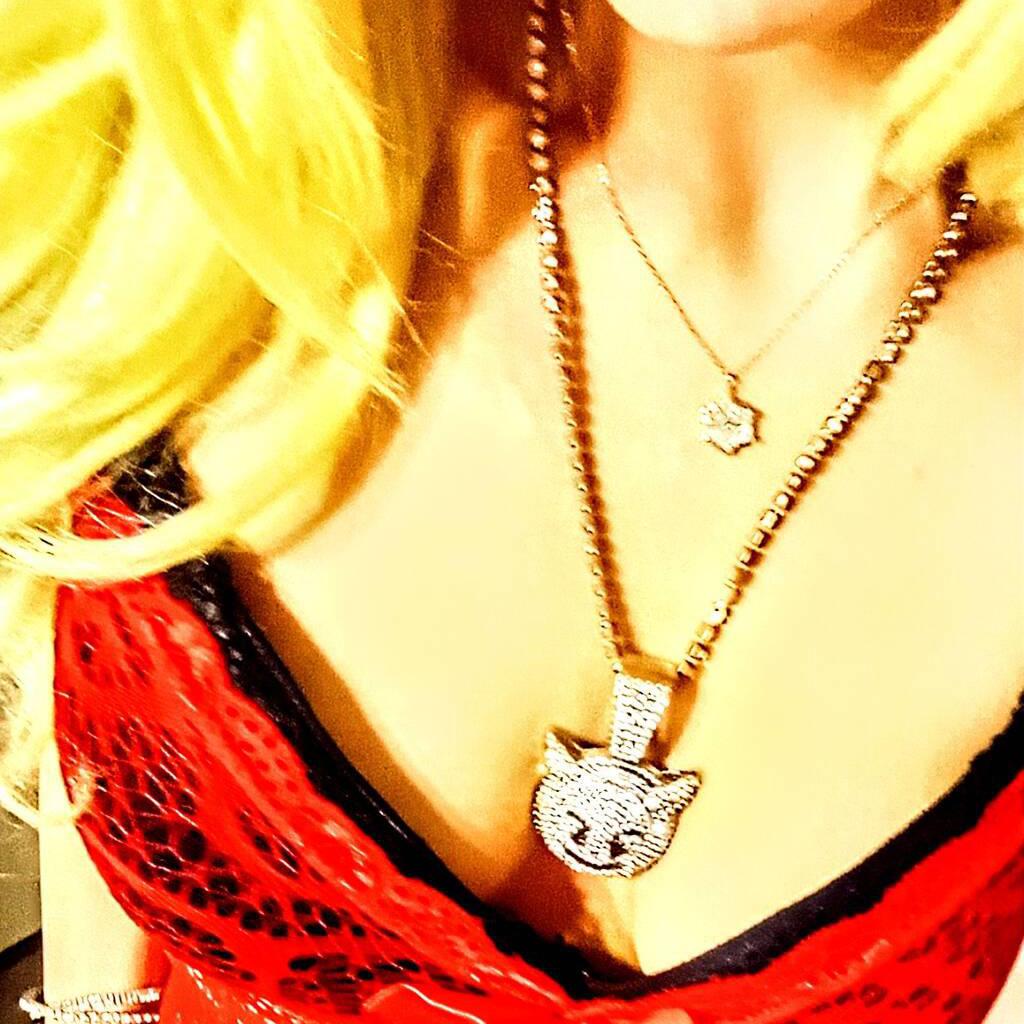 Pheonix is Female Escorts. | Kelowna | British Columbia | Canada | canadapleasure.com 