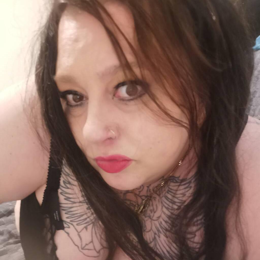 
                        ...Rose queen
                     is Female Escorts. | Edmonton | Alberta | Canada | canadapleasure.com 