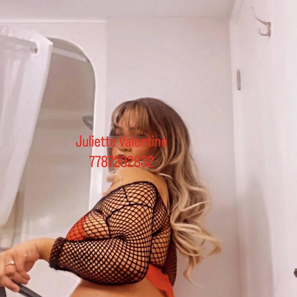 
                        Julie Valentine
                     is Female Escorts. | Sunshine Coast | British Columbia | Canada | canadapleasure.com 