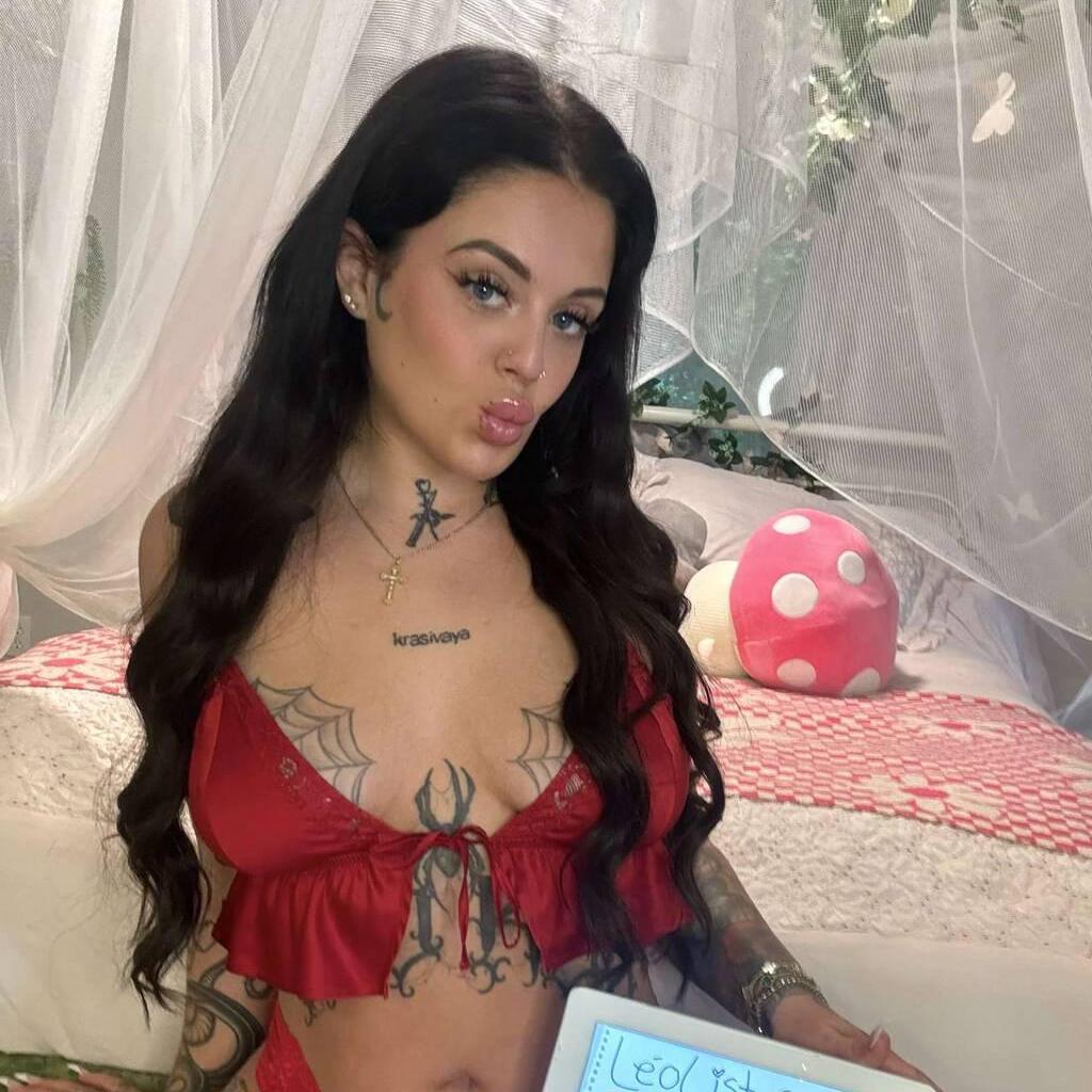 
                        CASH/NO DEPOSIT
                     is Female Escorts. | Niagara | Ontario | Canada | canadapleasure.com 