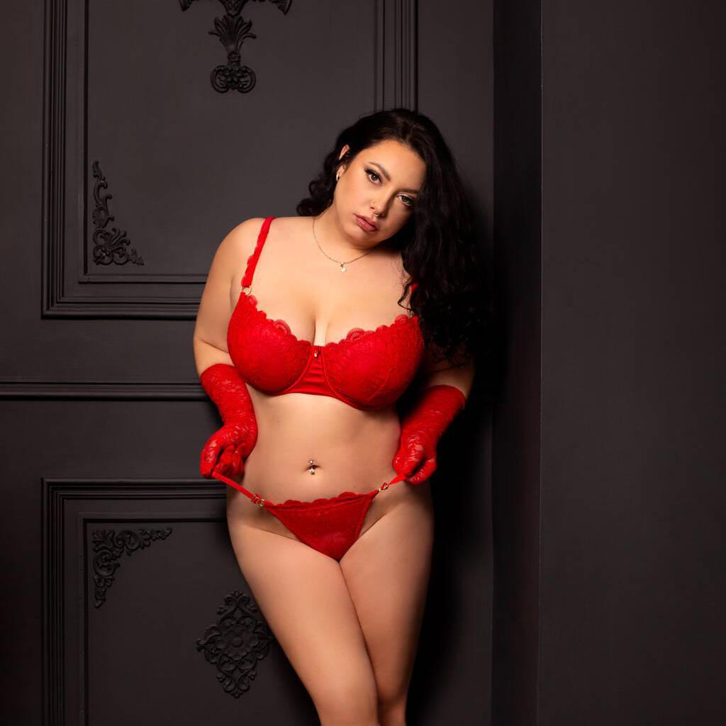 
                        Ivy Blossom
                     is Female Escorts. | Saguenay | Quebec | Canada | canadapleasure.com 