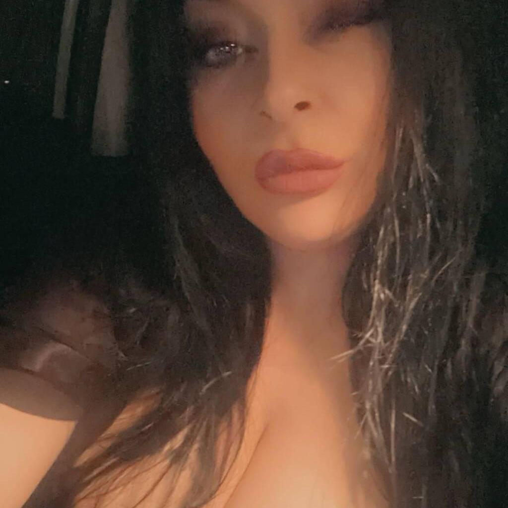 
                        Kelly
                     is Female Escorts. | Saguenay | Quebec | Canada | canadapleasure.com 