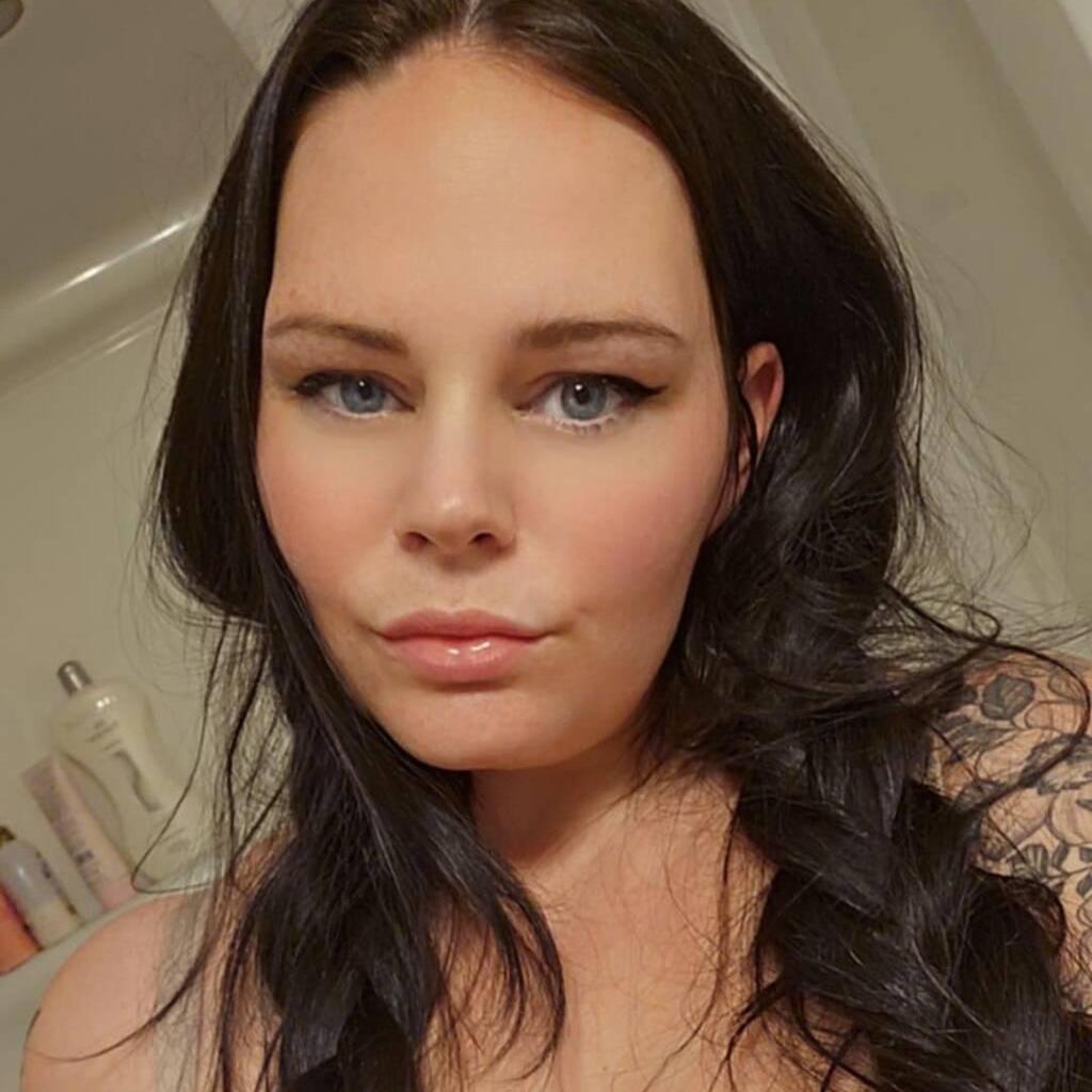 
                        Mila
                     is Female Escorts. | Regina | Saskatchewan | Canada | canadapleasure.com 