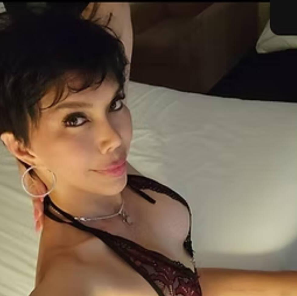 
                        Allie Zeon
                     is Female Escorts. | Sunshine Coast | British Columbia | Canada | canadapleasure.com 