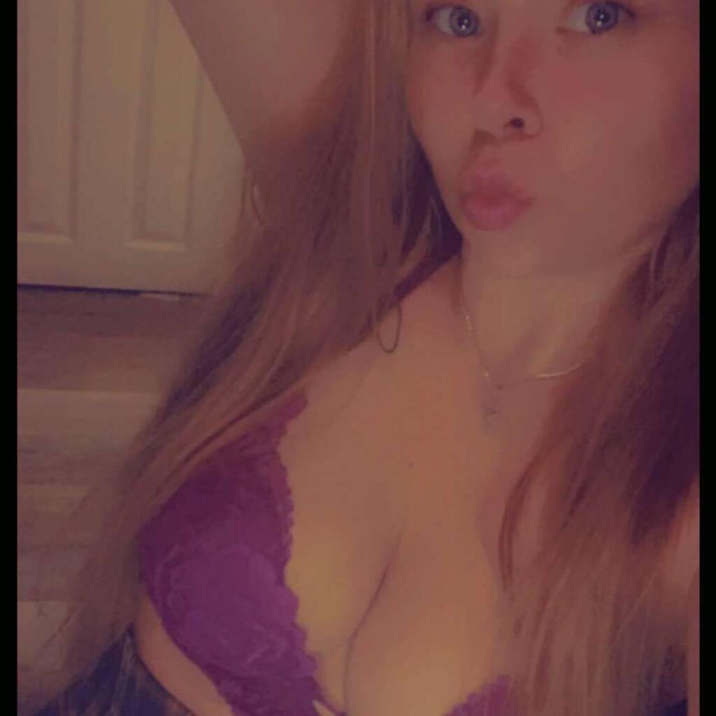 
                        Bella
                     is Female Escorts. | Edmonton | Alberta | Canada | canadapleasure.com 